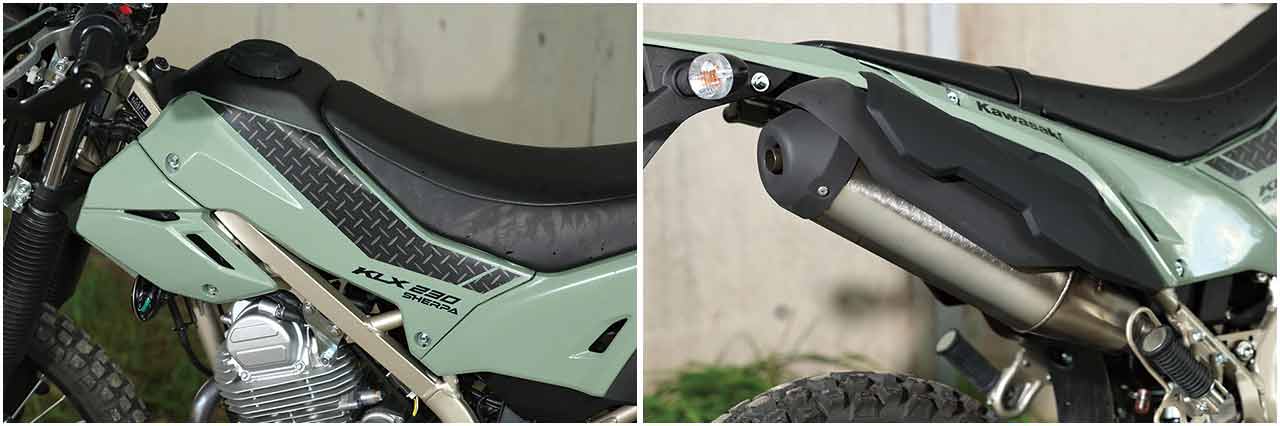 レーサーKX風をイメージしているKLX230Sと違うスタイリング。サイレンサーのヒートガードはレイヤー構造。ラジエターシュラウドもより小ぶり。タンクサイドから伸びた柄はデカール