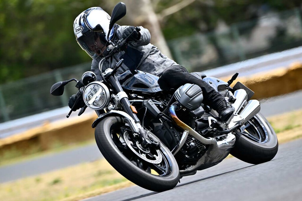 BMW R 12