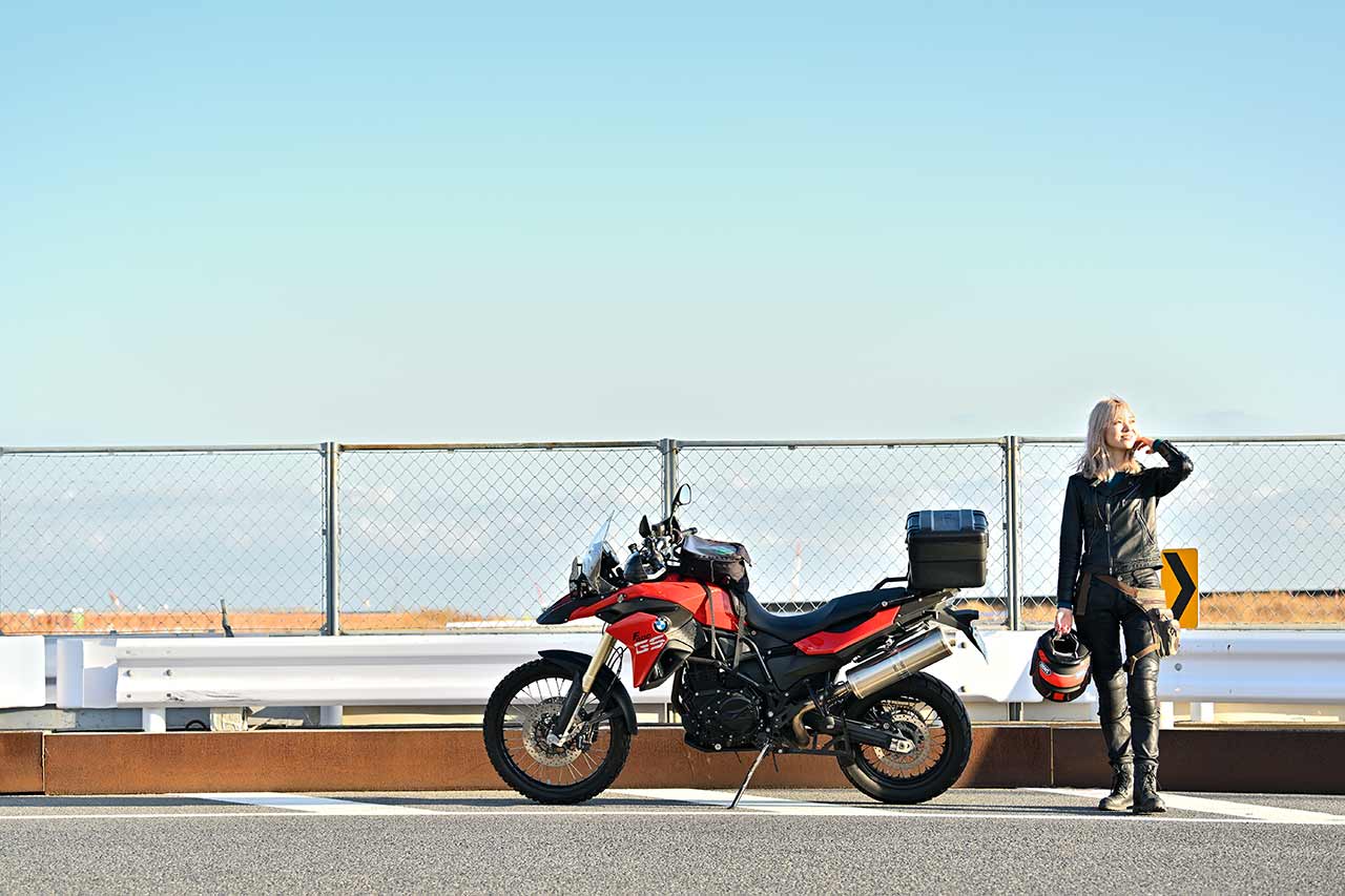 上品なスタイル 東京-パリ バイク無銭旅行 趣味・スポーツ・実用