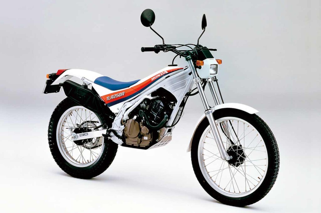 1986|TLR250R