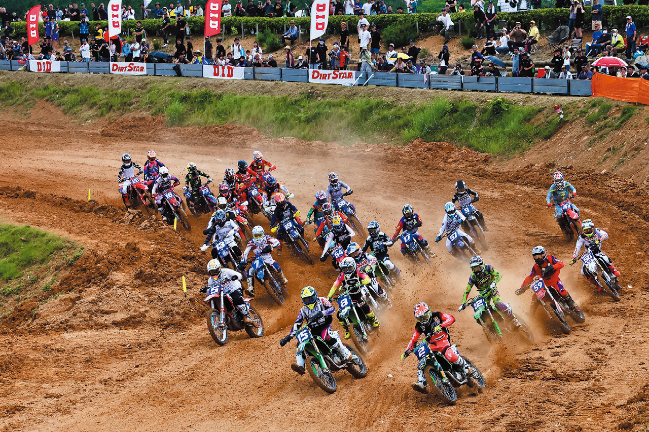 得意なマディを武器にしたトモ、総合ウイナーへ！｜2025 JMX D.I.D