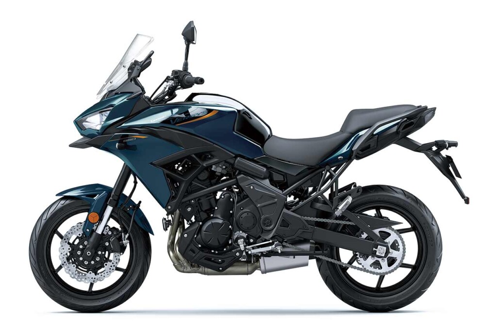 VERSYS 650 メタリックディープブルー×メタリックスパークブラック