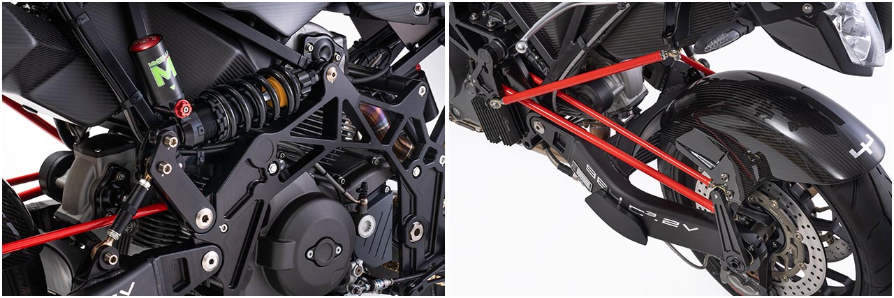 左:撮影車のショックはヴァイルス-MUPO製。右:赤いロッドのうち、上側はハンドルに繋がり、リンクを介して下側のロッドが前輪を操舵する仕組みになっている。真ん中のロッドはアンチダイブロッド。オメガプレートやサブフレーム、スイングアームなどのアルミパーツは、オプションのブラックアルマイト仕上げとなっている。