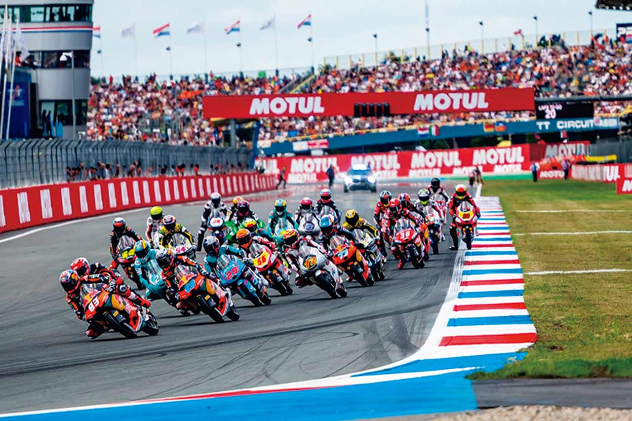 スーパーバイク世界選手権のタイヤサプライヤーは、’27 年からミシュランに変更。入れ替わるようにピレリは、ロードレース世界選手権の最高峰となるMotoGPクラスの単独サプライヤーに